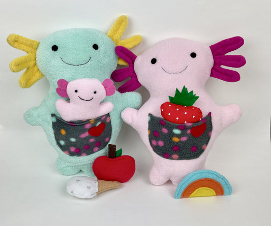 blue axolotl and  pink axolotl